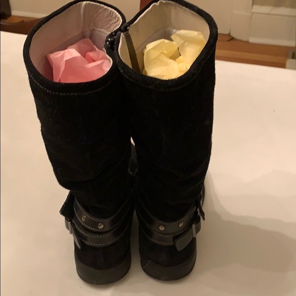 Girl’s Black Suede Boots Size 4 - Picture 3 of 4